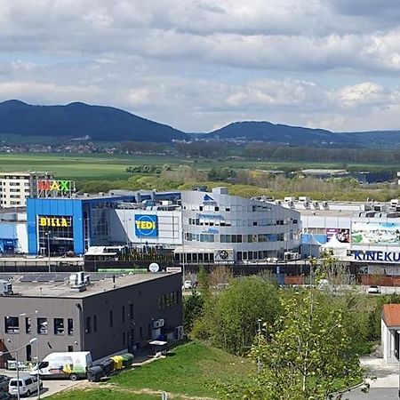 Apartman Mikaela 68 M2 Poprad Luaran gambar